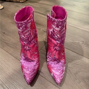Giani Bini Callen Pink Floral Ankle Boots